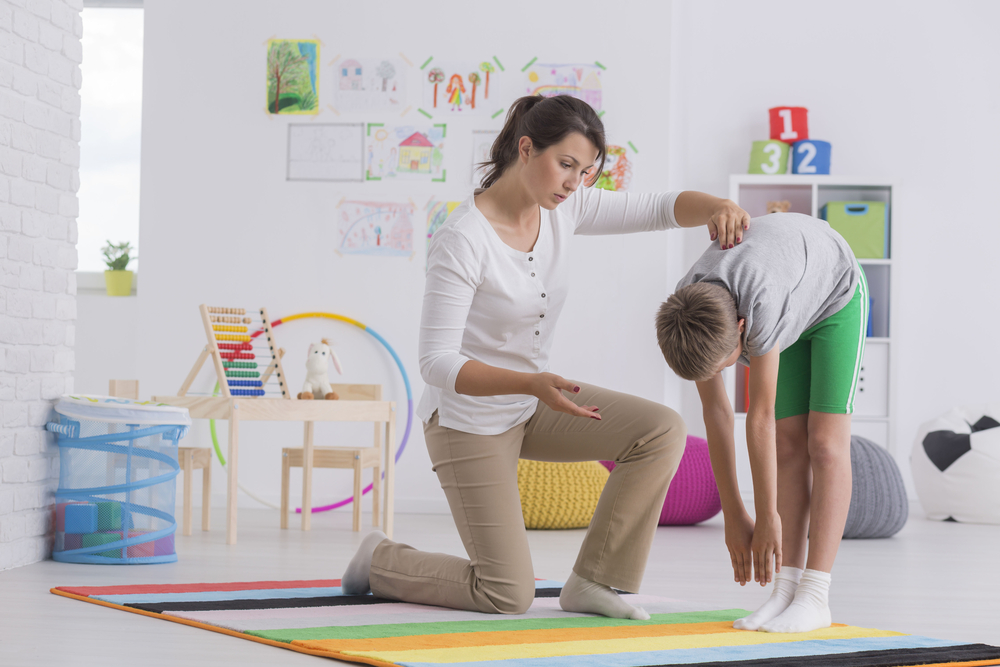 Physical therapy exercises for MCL rehab